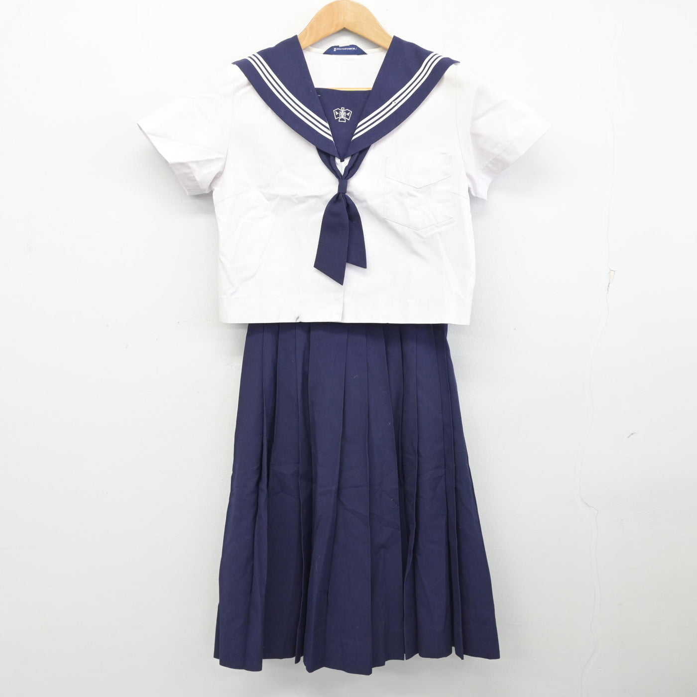 【中古】鹿児島県 鹿児島市立南中学校/旧制服 女子制服 3点 (セーラー服・スカート) sf091230