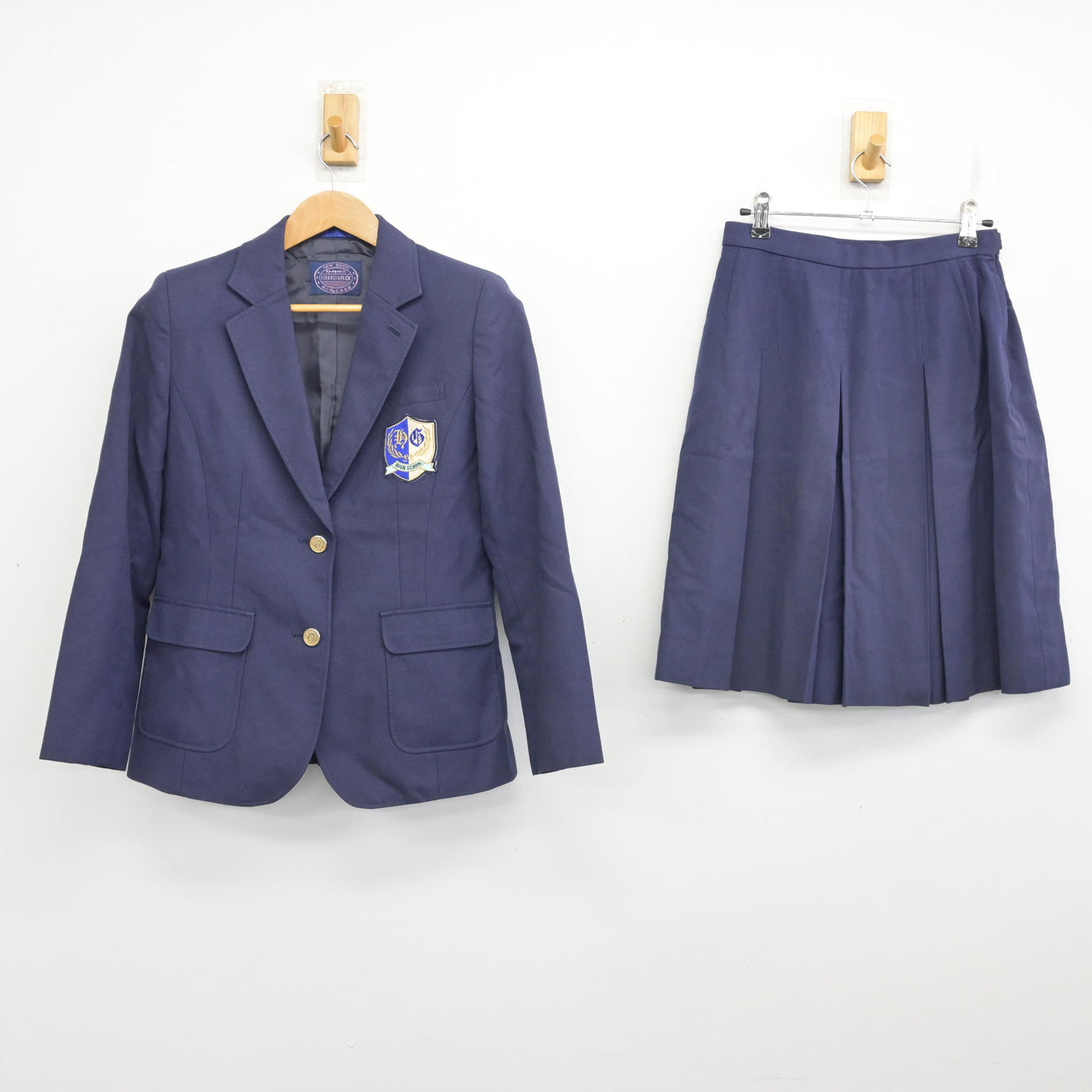 【中古】神奈川県 平塚学園高等学校 女子制服 2点 (ブレザー・スカート) sf091235