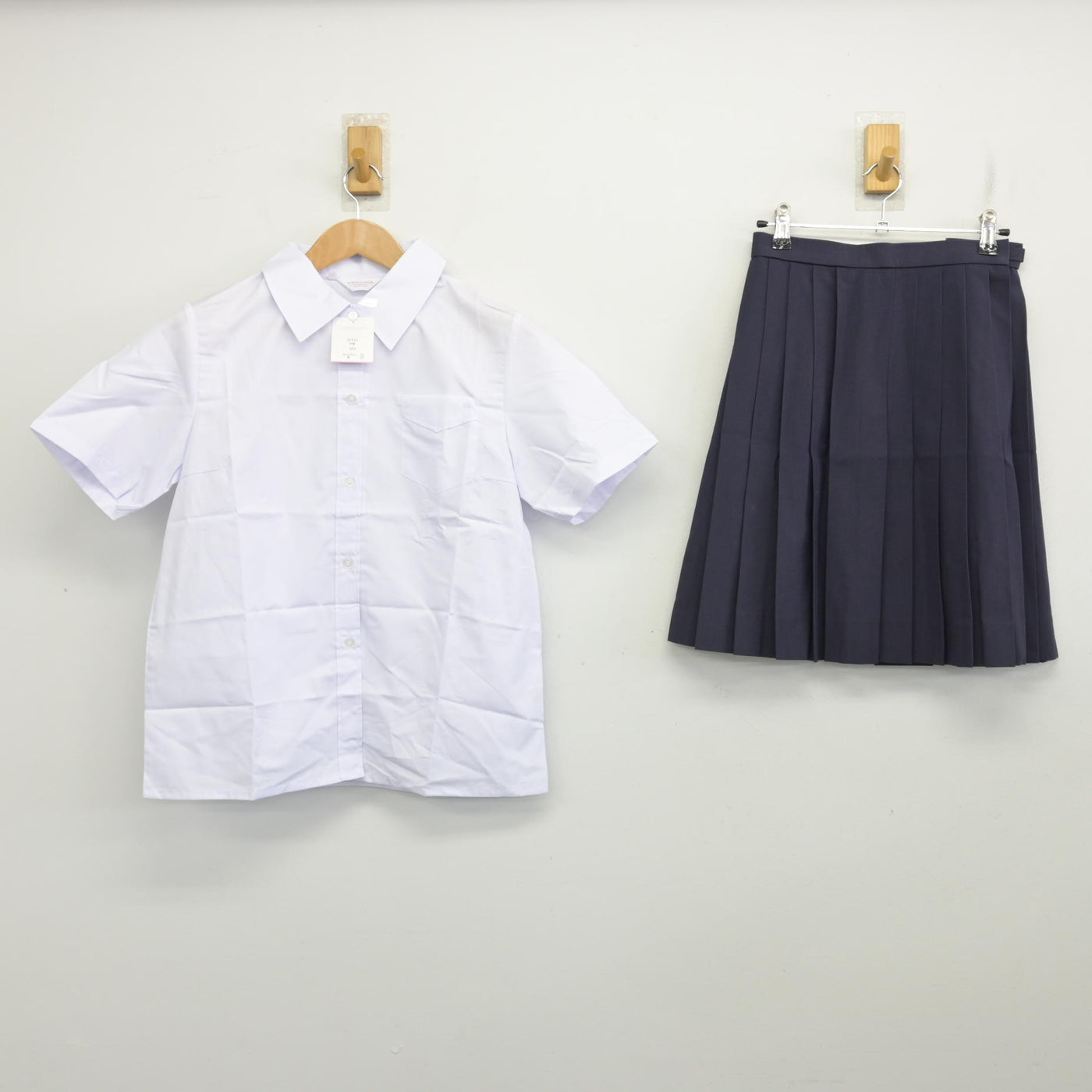 【中古】神奈川県 江陽中学校 女子制服 2点 (シャツ・スカート) sf091237