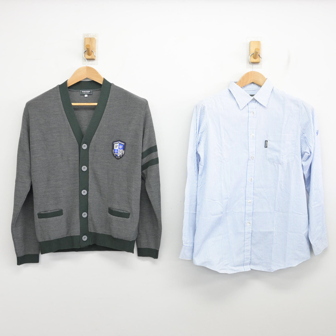 【中古】福岡県 柳川高等学校 女子制服 2点 (ニット・シャツ) sf091261