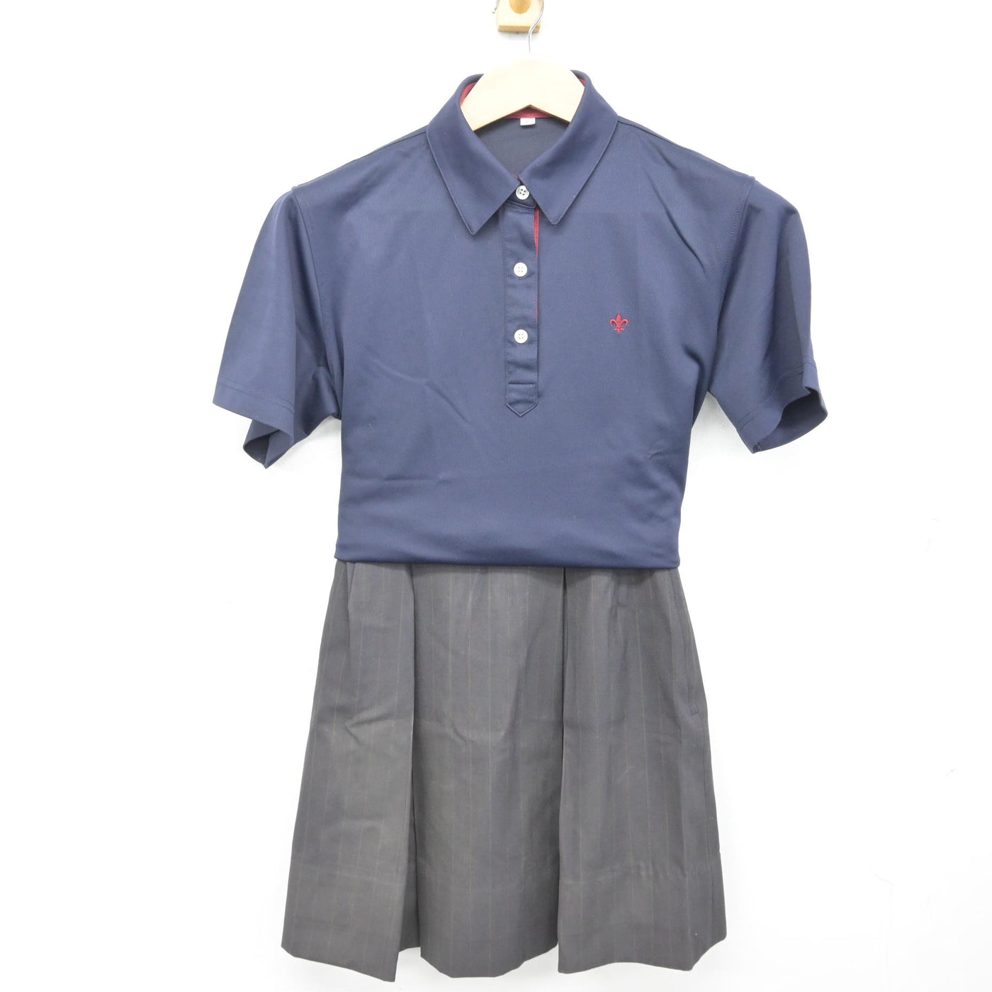 【中古】神奈川県 横須賀学院高等学校 女子制服 3点 (シャツ・スカート) sf091269