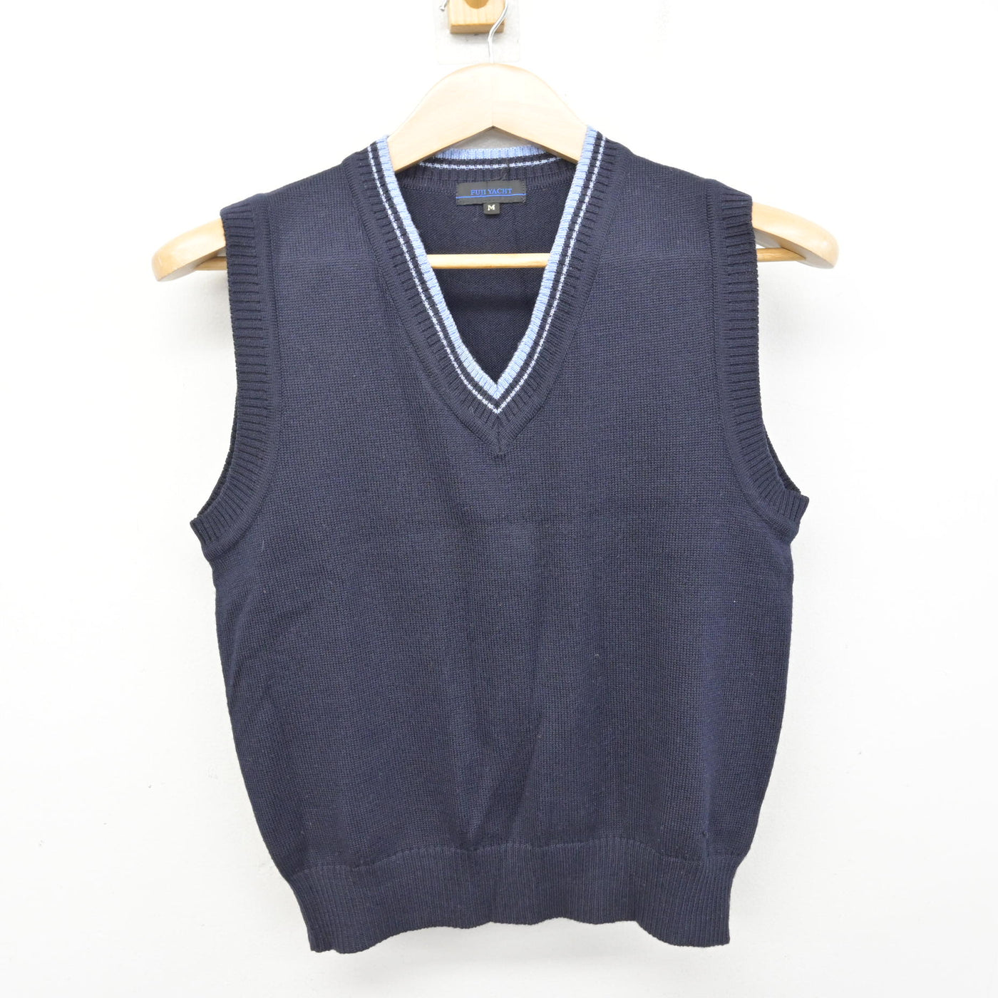 【中古】大阪府 枚方なぎさ高等学校 女子制服 2点 (ニットベスト・スカート) sf091274