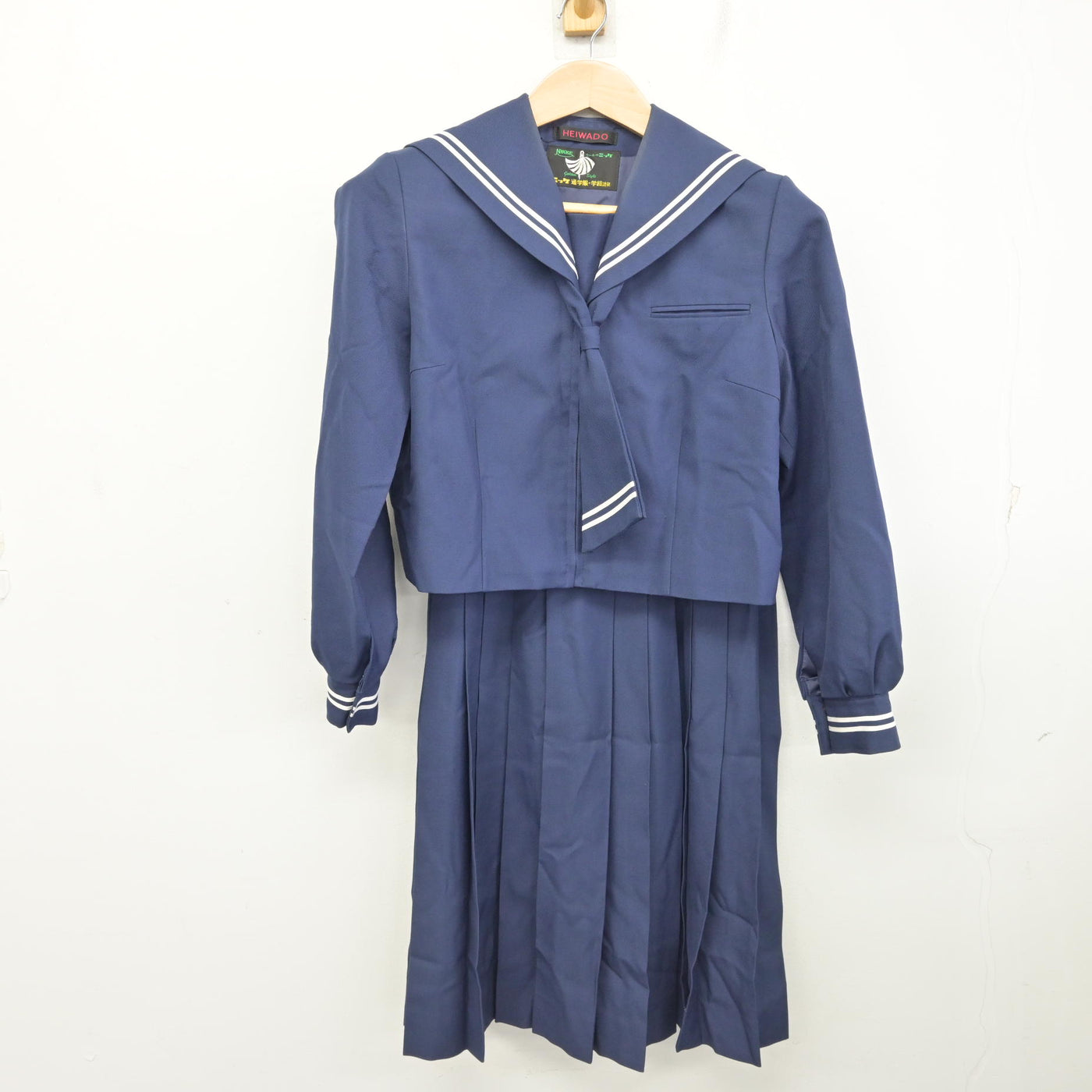 【中古】千葉県 小金中学校 女子制服 3点 (セーラー服・スカート) sf091283