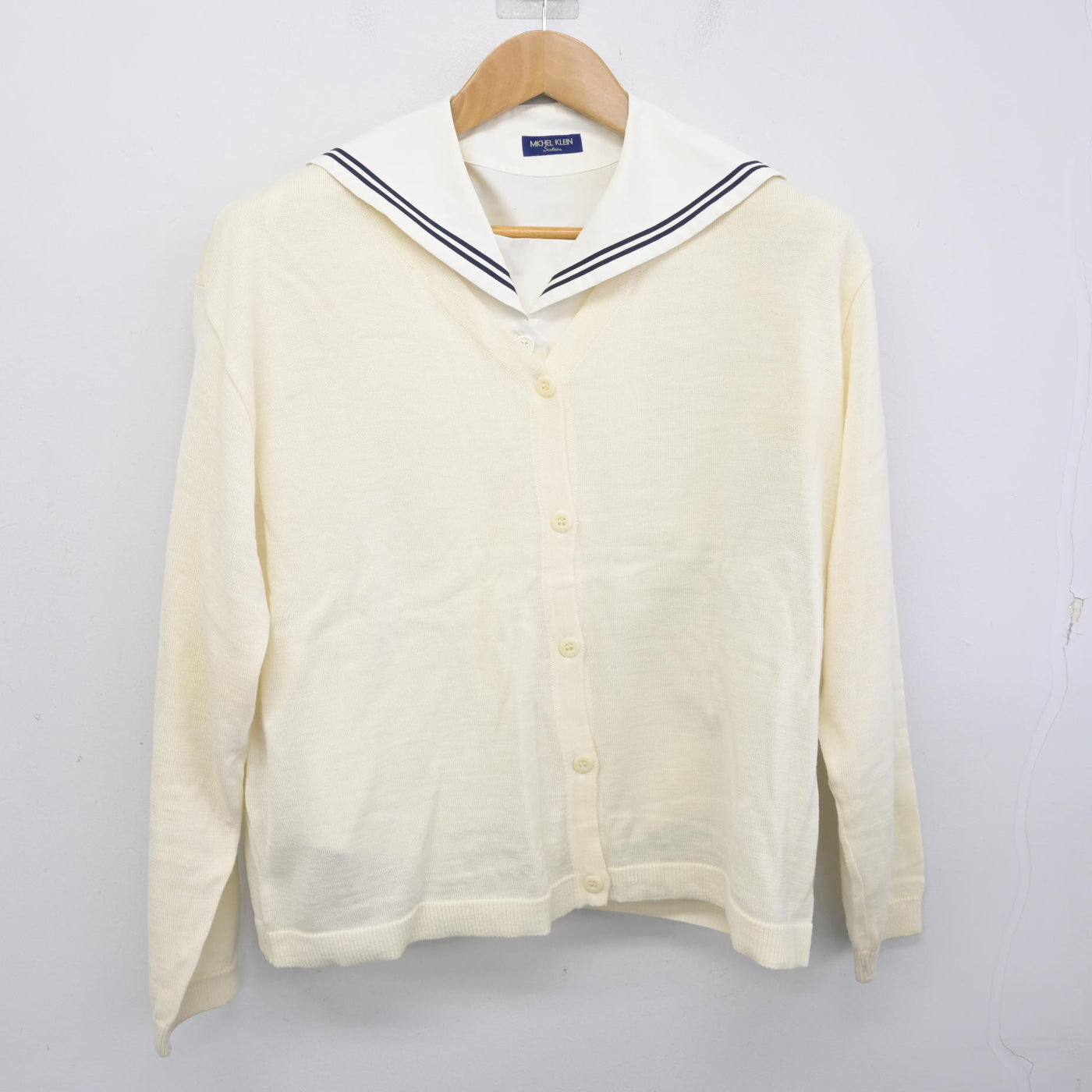 【中古】愛知県 桜花学園高等学校 女子制服 2点 (ニット・セーラー服) sf091288