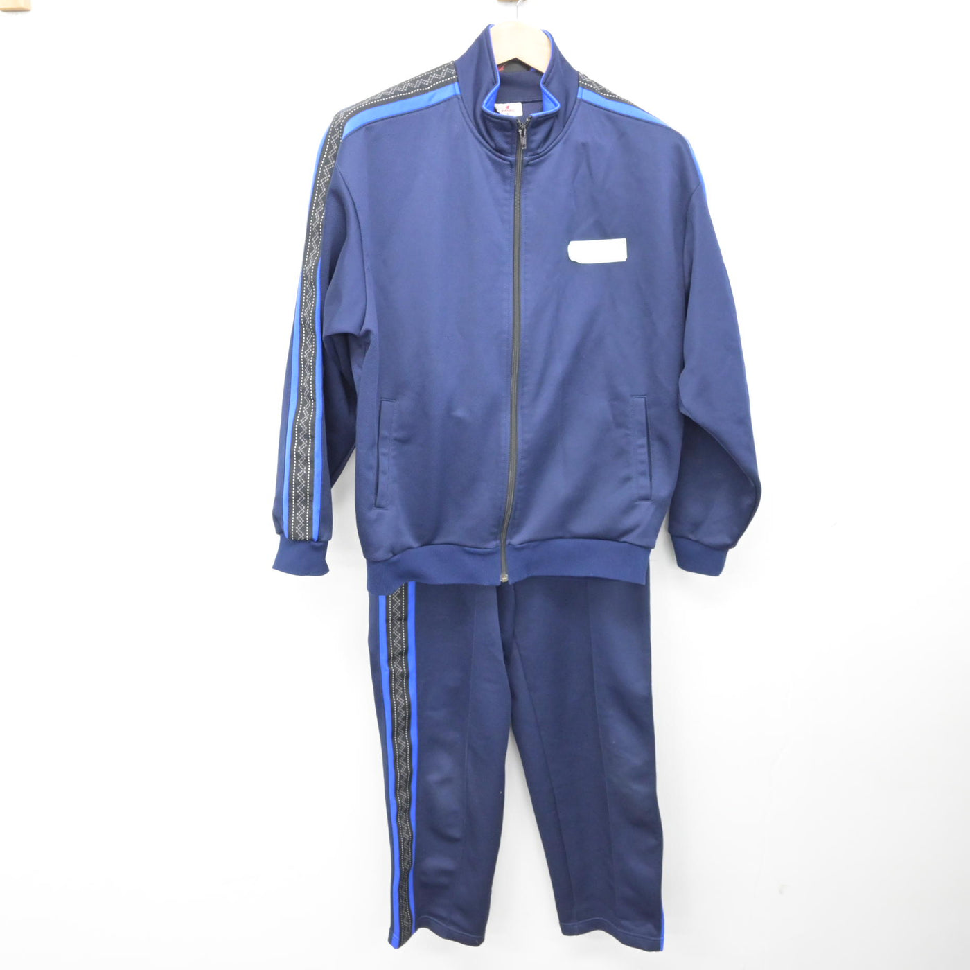 【中古】北海道 恵庭市立恵み野中学校 女子制服 3点 (ジャージ 上・体操服 上・ジャージ 下) sf091299