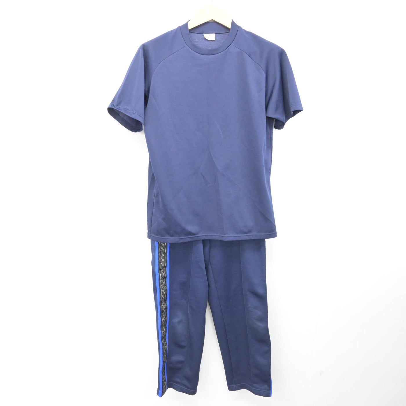 【中古】北海道 恵庭市立恵み野中学校 女子制服 3点 (ジャージ 上・体操服 上・ジャージ 下) sf091299