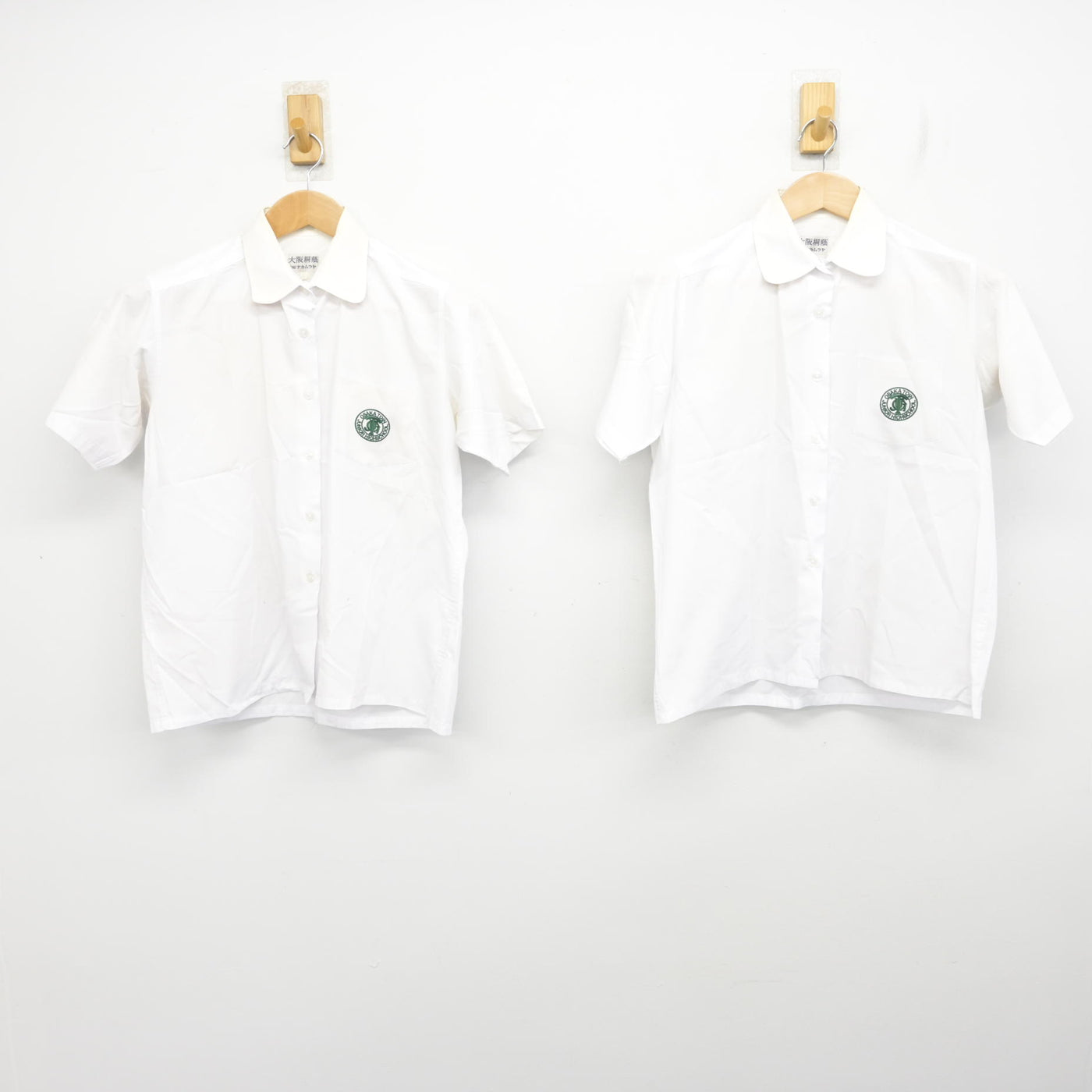 【中古】大阪府 大阪桐蔭中学校・高等学校 女子制服 2点 (シャツ) sf091305
