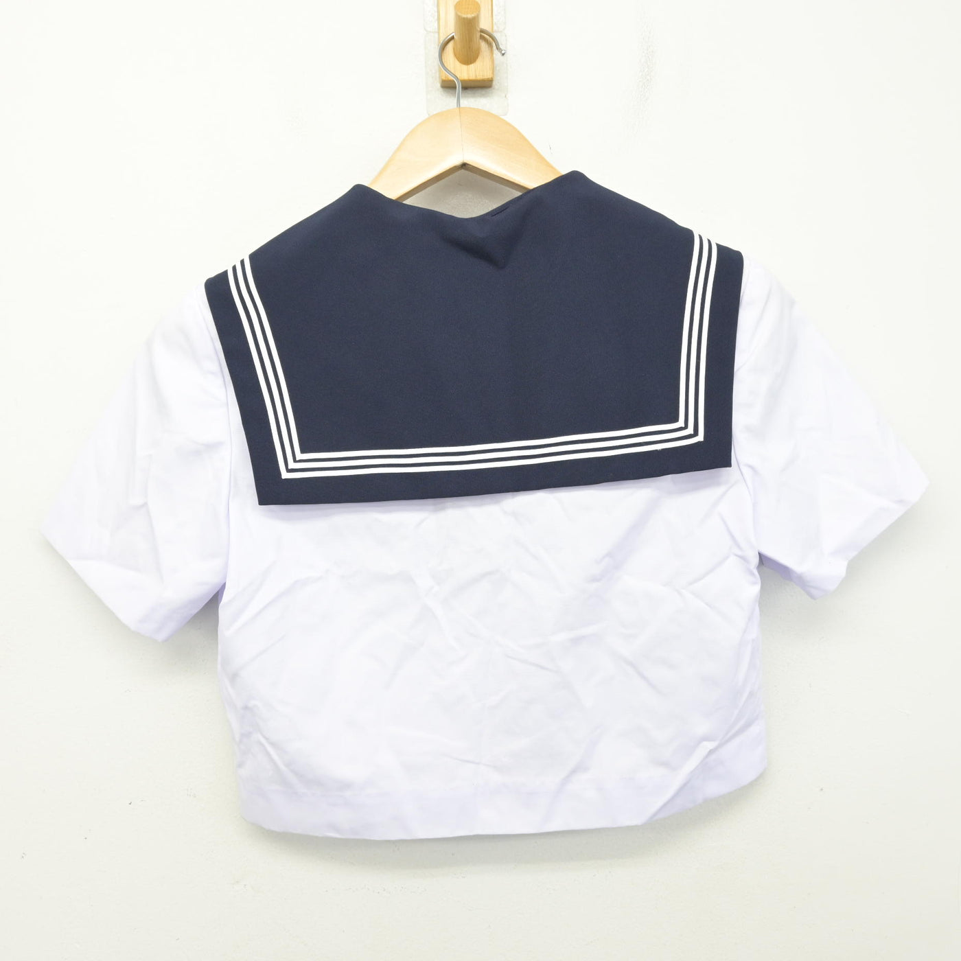 【中古】愛知県 蒲郡中学校 女子制服 1点 (セーラー服) sf091307