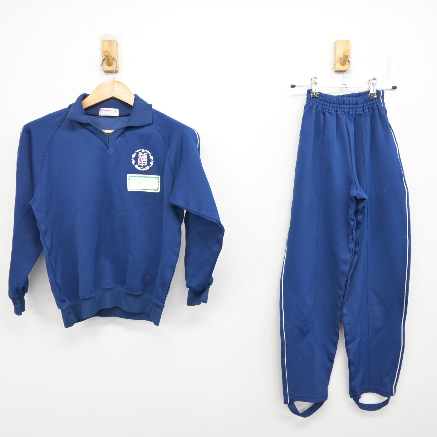 【中古】愛知県 蒲郡中学校 女子制服 2点 (ジャージ 上・ジャージ 下) sf091308