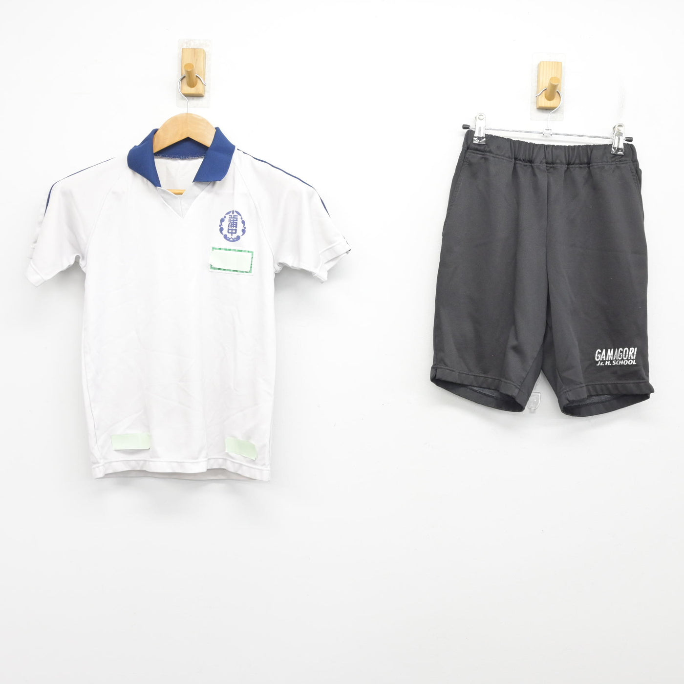【中古】愛知県 蒲郡中学校 女子制服 2点 (体操服 上・体操服 下) sf091309