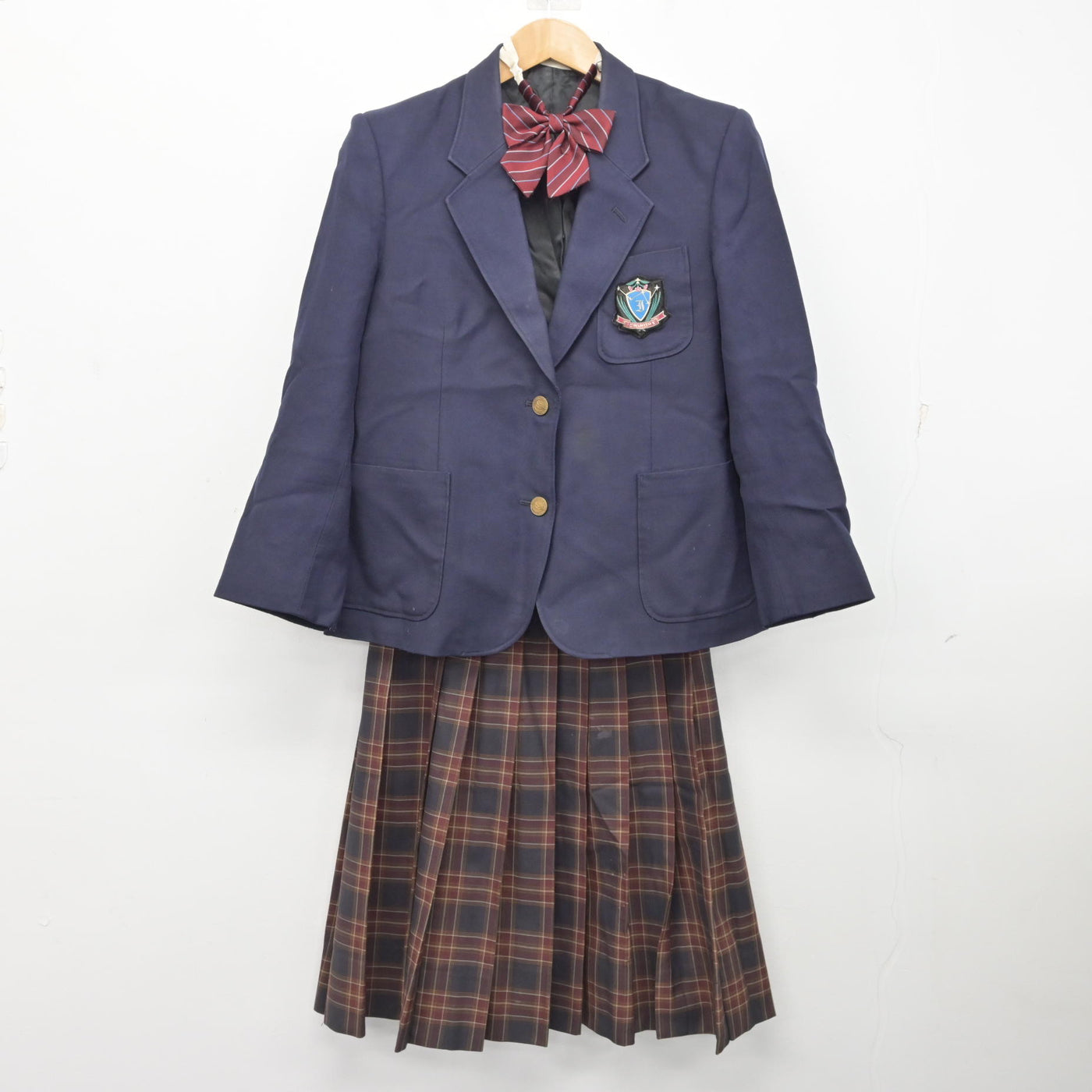 【中古】岩手県 一戸高等学校 女子制服 4点 (ブレザー・ニット・スカート) sf091311