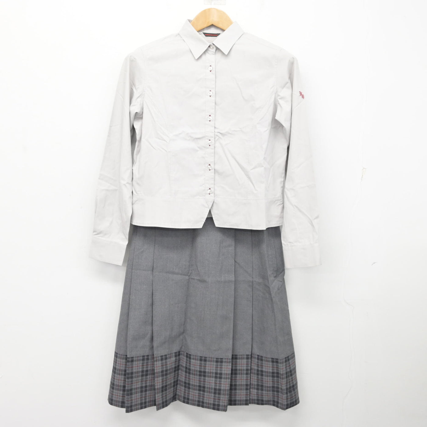 【中古】神奈川県 北鎌倉女子学園高等学校 女子制服 2点 (シャツ・スカート) sf091345