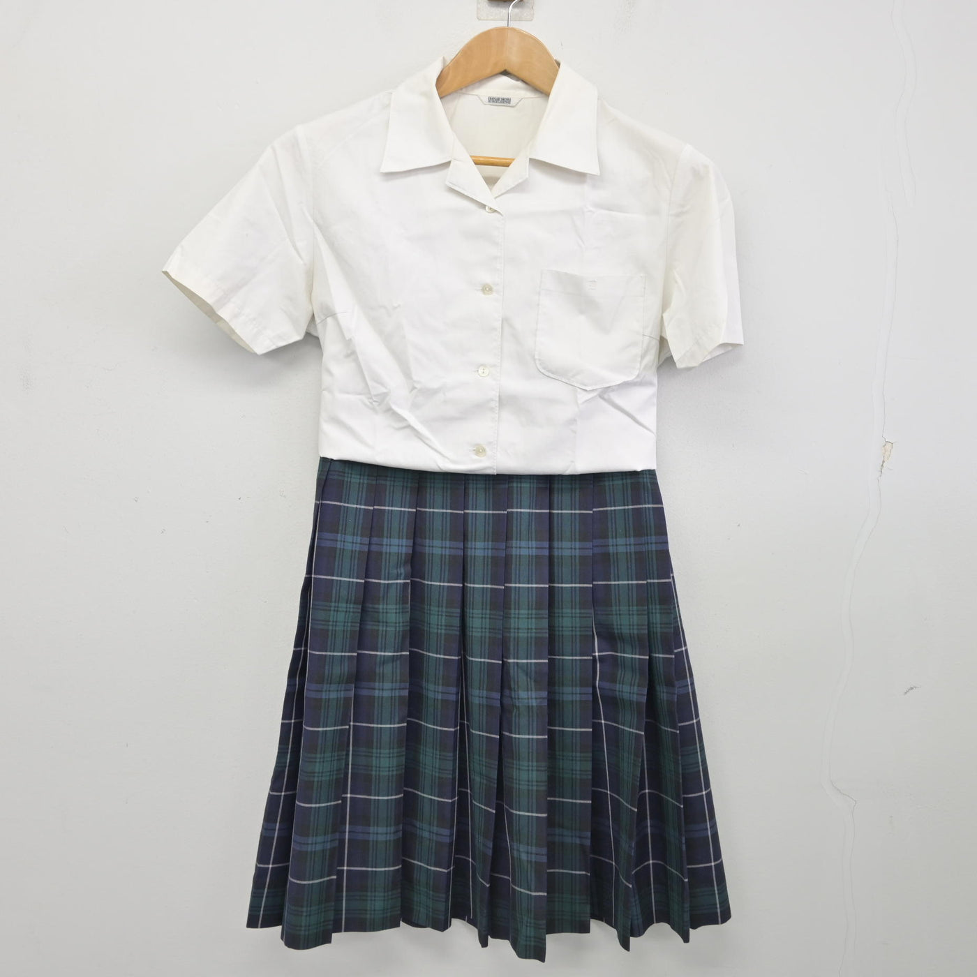 【中古】福岡県 福岡第一高等学校 女子制服 3点 (シャツ・スカート) sf091367