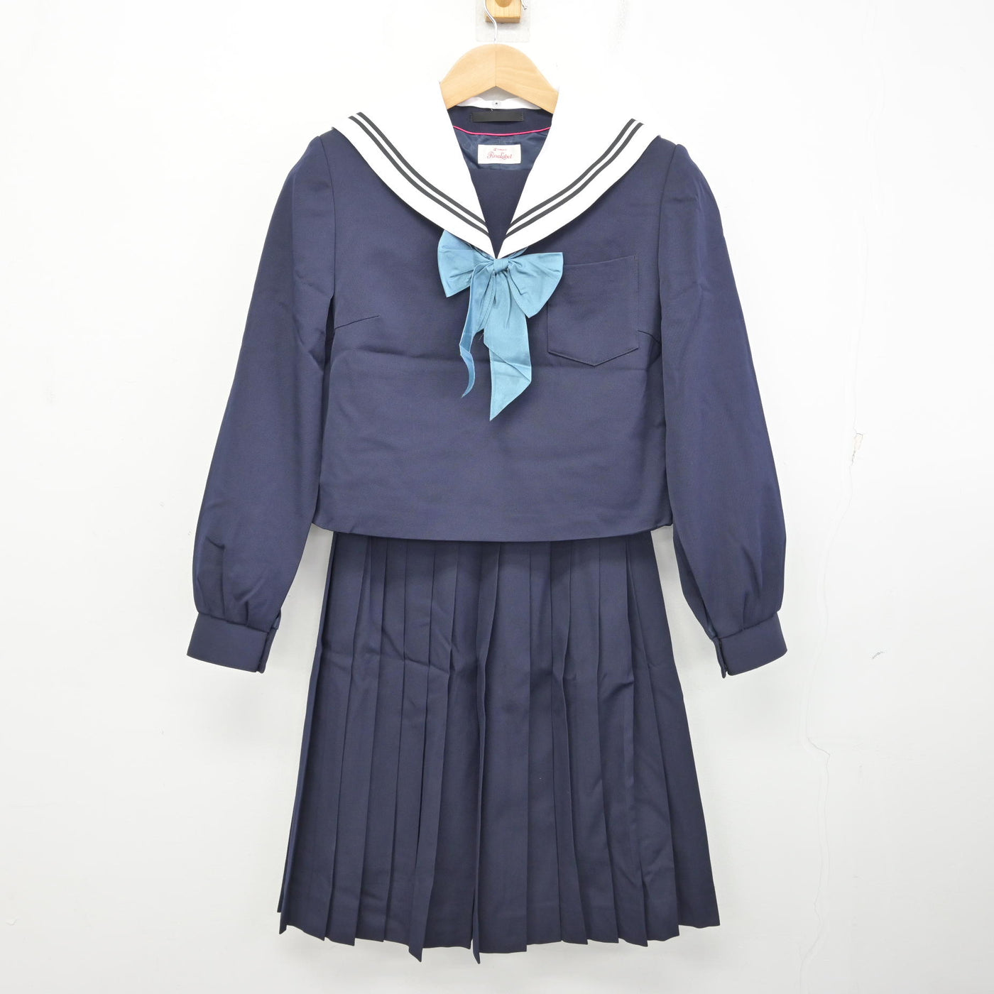 【中古】愛知県 朝日丘中学校 女子制服 4点 (セーラー服・スカート) sf091390