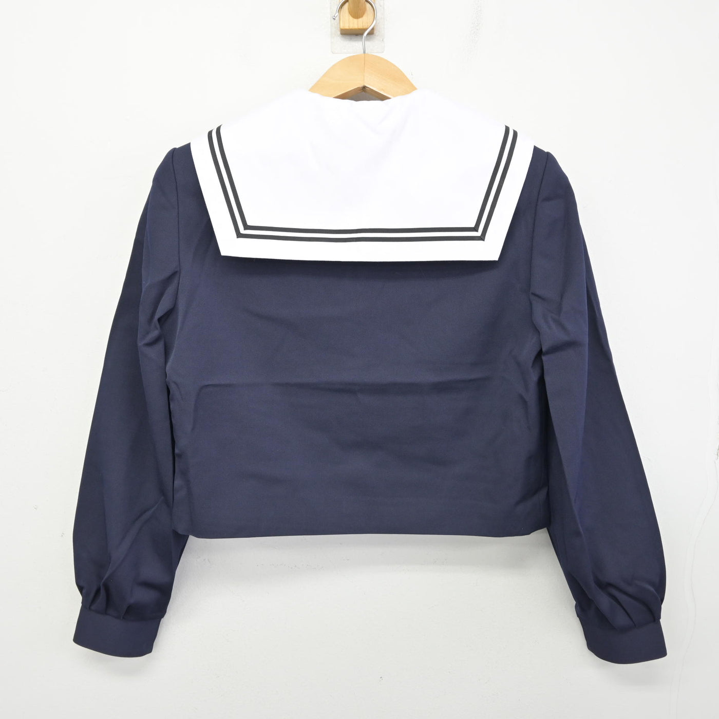 【中古】愛知県 朝日丘中学校 女子制服 4点 (セーラー服・スカート) sf091390