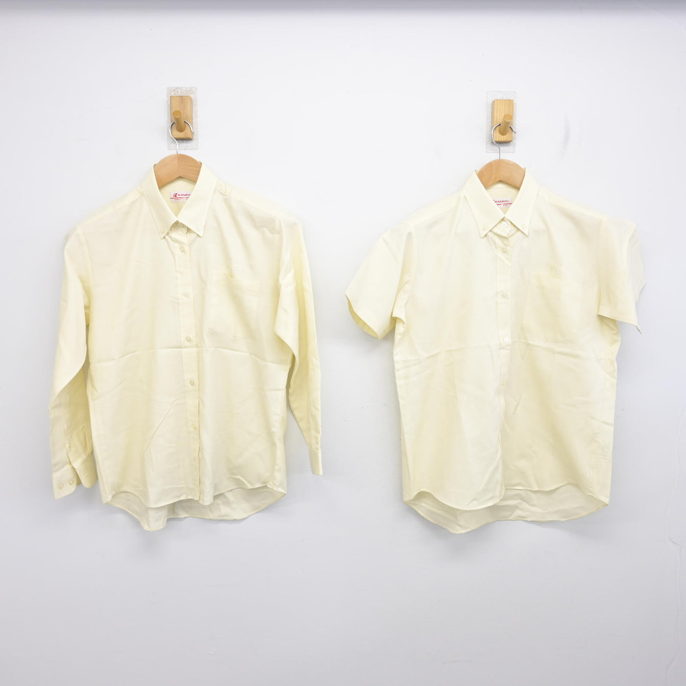 【中古】愛媛県 宇和島南中等教育学校 女子制服 3点 (シャツ・シャツ) sf091400
