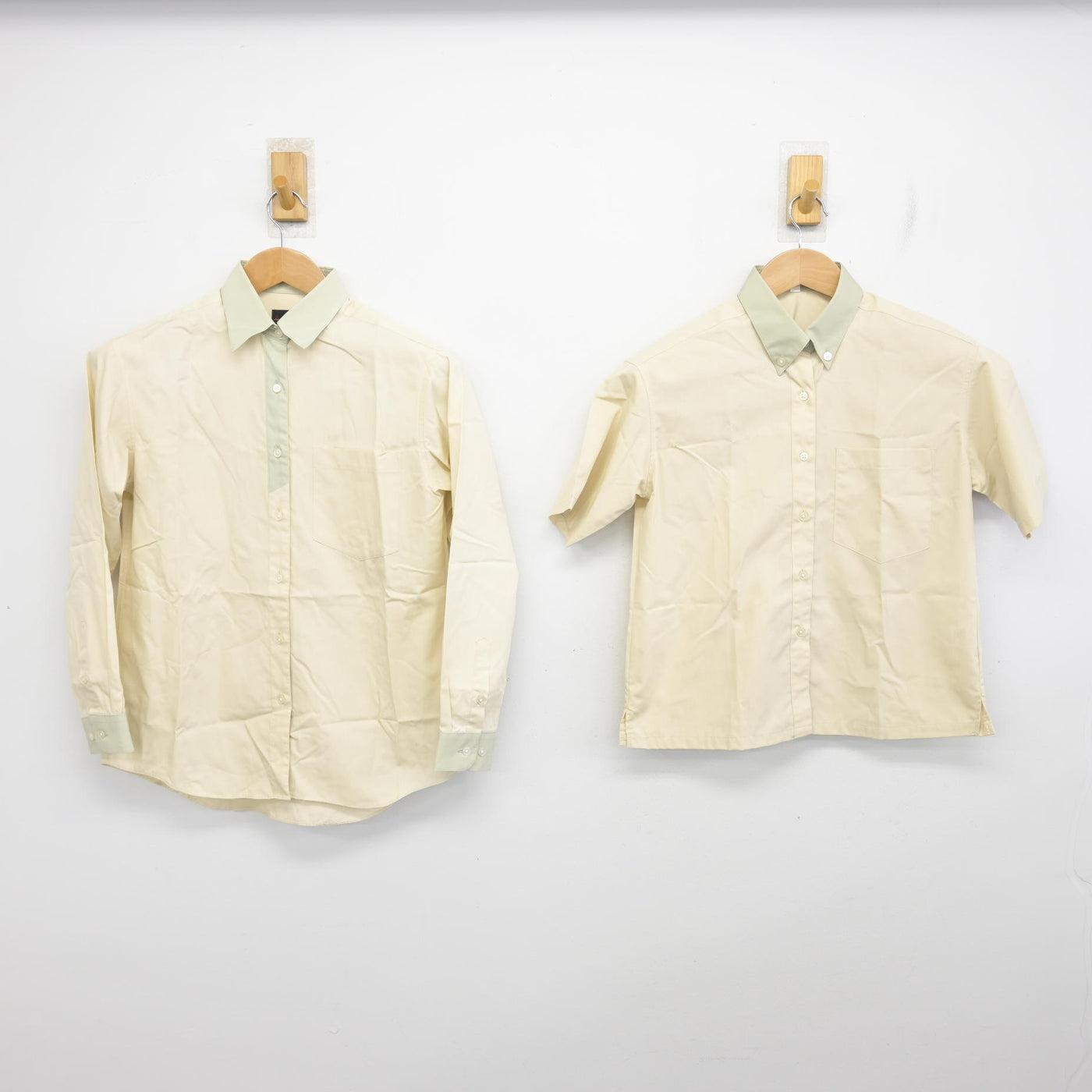 【中古】群馬県 高崎経済大学附属高等学校 女子制服 2点 (シャツ・シャツ) sf091409
