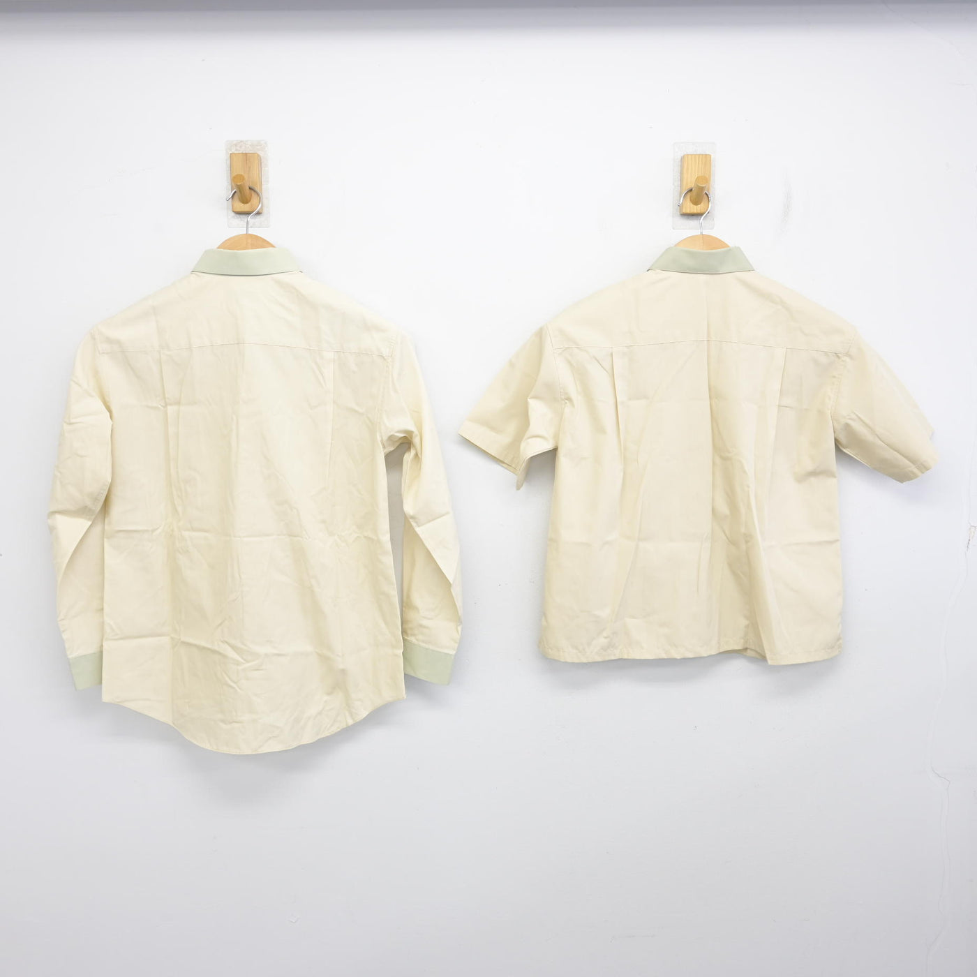 【中古】群馬県 高崎経済大学附属高等学校 女子制服 2点 (シャツ・シャツ) sf091409