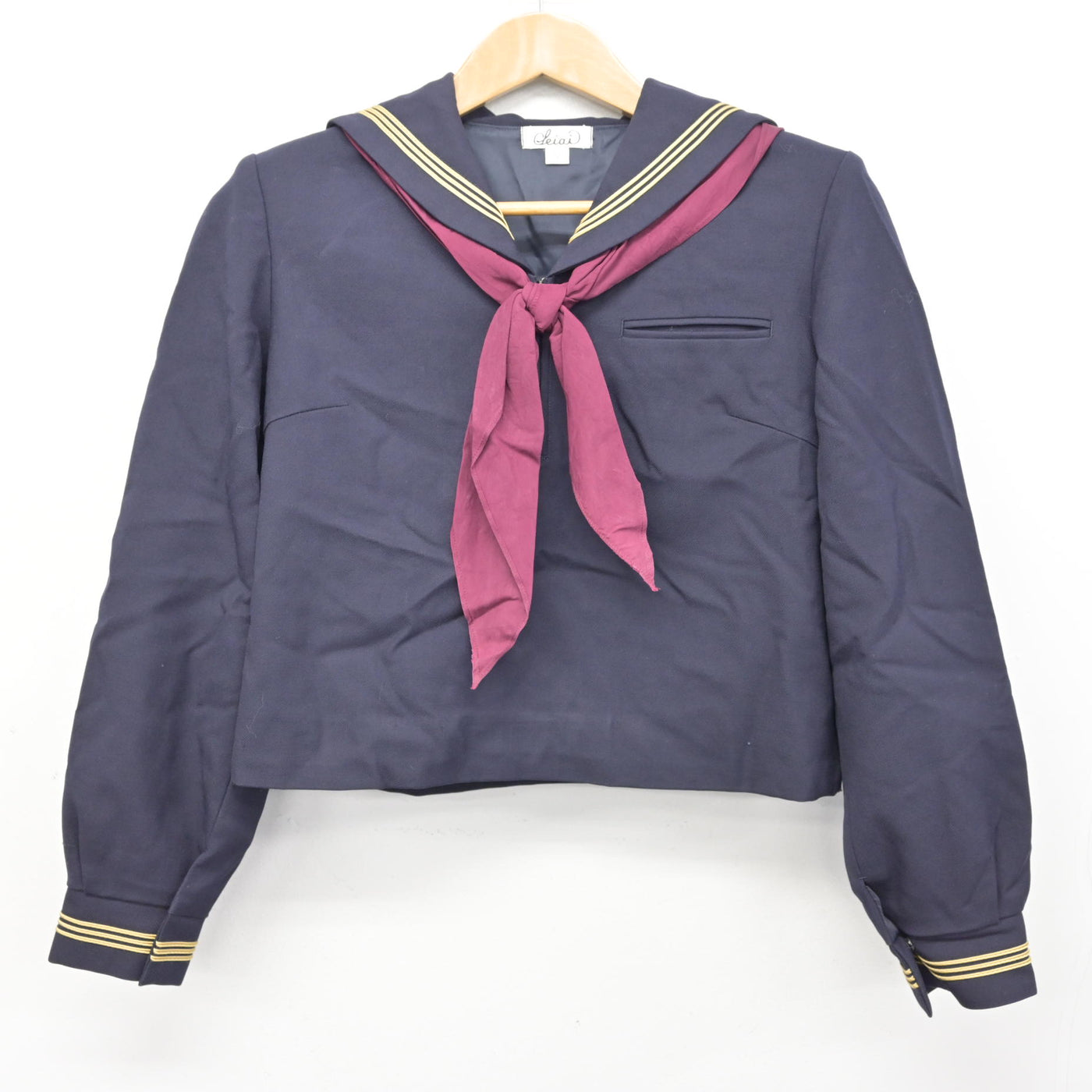 【中古】青森県 弘前学院聖愛中学高等学校 女子制服 4点 (ニット・セーラー服・スカート) sf091468