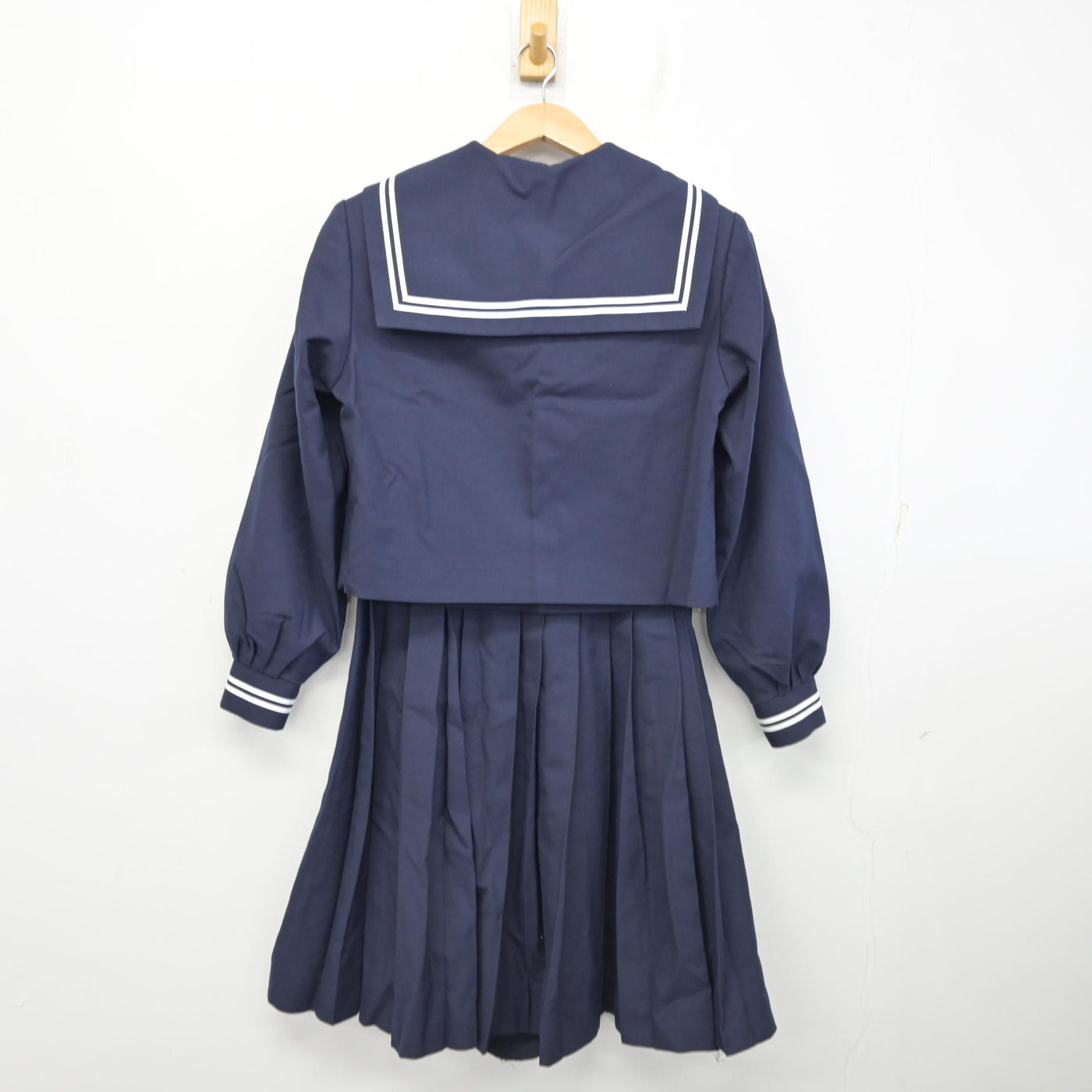【中古】静岡県 青島北中学校 女子制服 4点 (セーラー服・スカート) sf091518