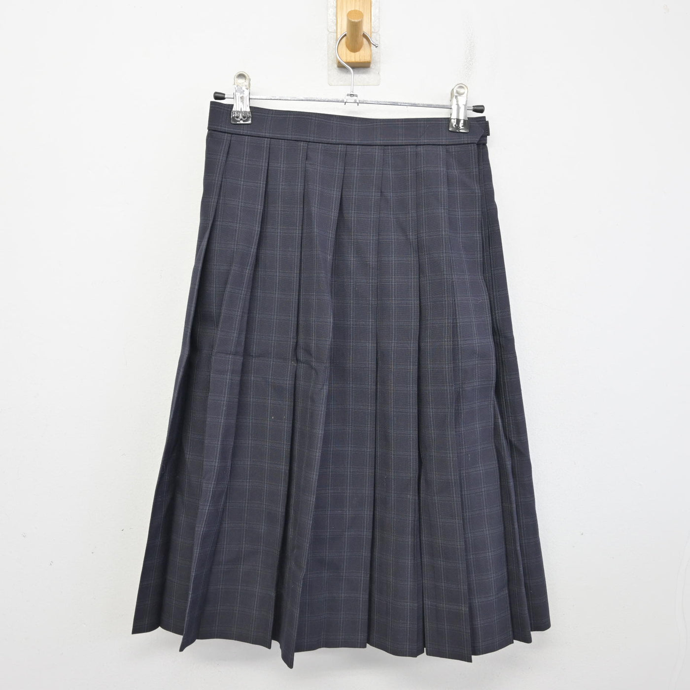 【中古】佐賀県 香楠中学校 女子制服 2点 (セーラー服・スカート) sf091529
