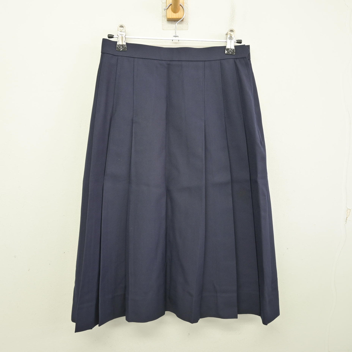 【中古】青森県 弘前実業高等学校 女子制服 5点 (ブレザー・ベスト・シャツ・スカート) sf091555