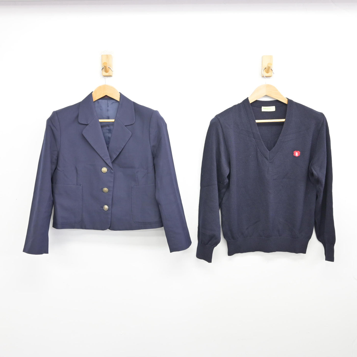 【中古】青森県 弘前実業高等学校 女子制服 2点 (ブレザー・ニット) sf091557