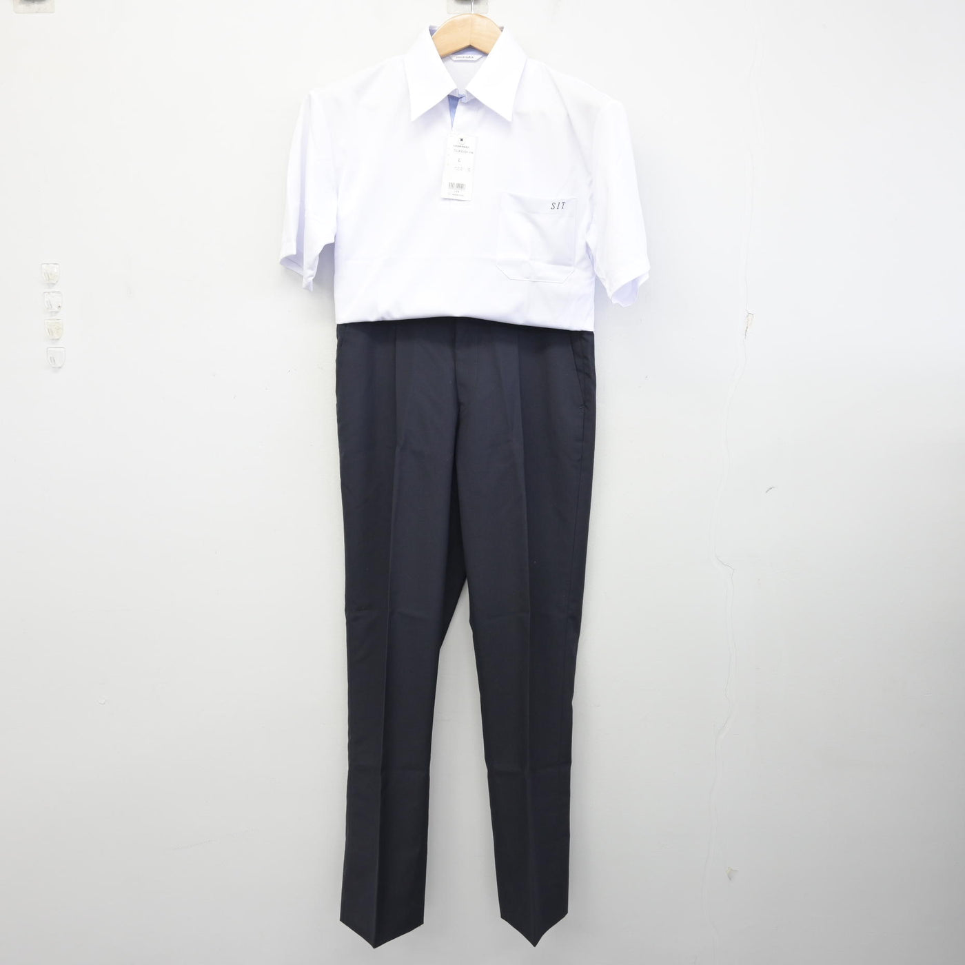 【中古】北海道 札幌国際情報高等学校 男子制服 2点 (シャツ・ズボン) sf091582