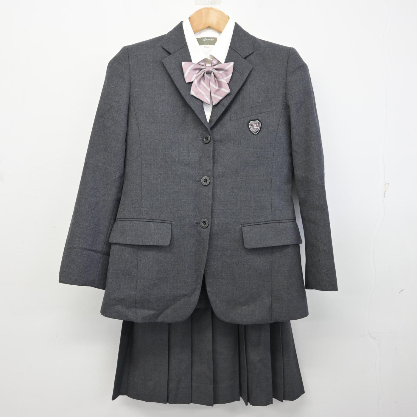 【中古】茨城県 古河第三高等学校 女子制服 4点 (ブレザー・シャツ・スカート) sf091589