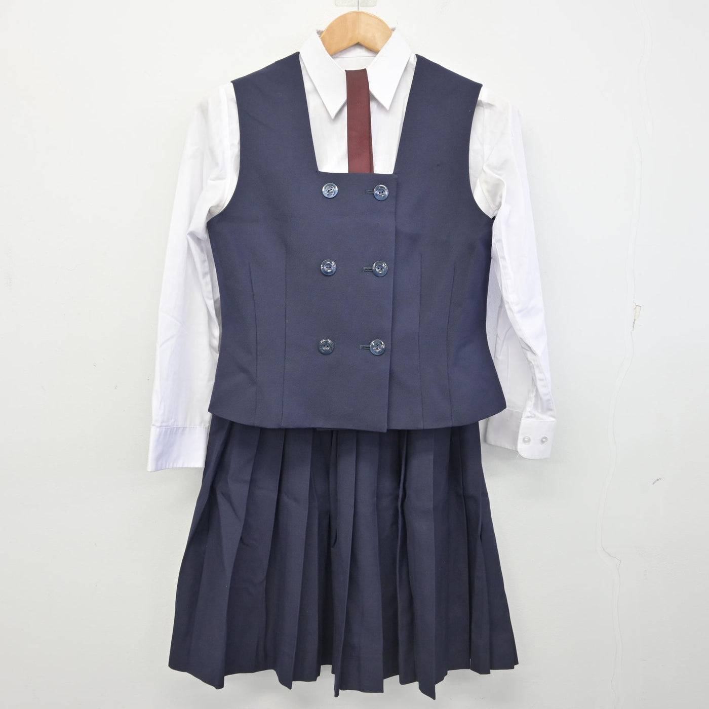 【中古】鳥取県 鳥取商業高等学校 女子制服 5点 (ブレザー・ベスト・シャツ・スカート) sf091608