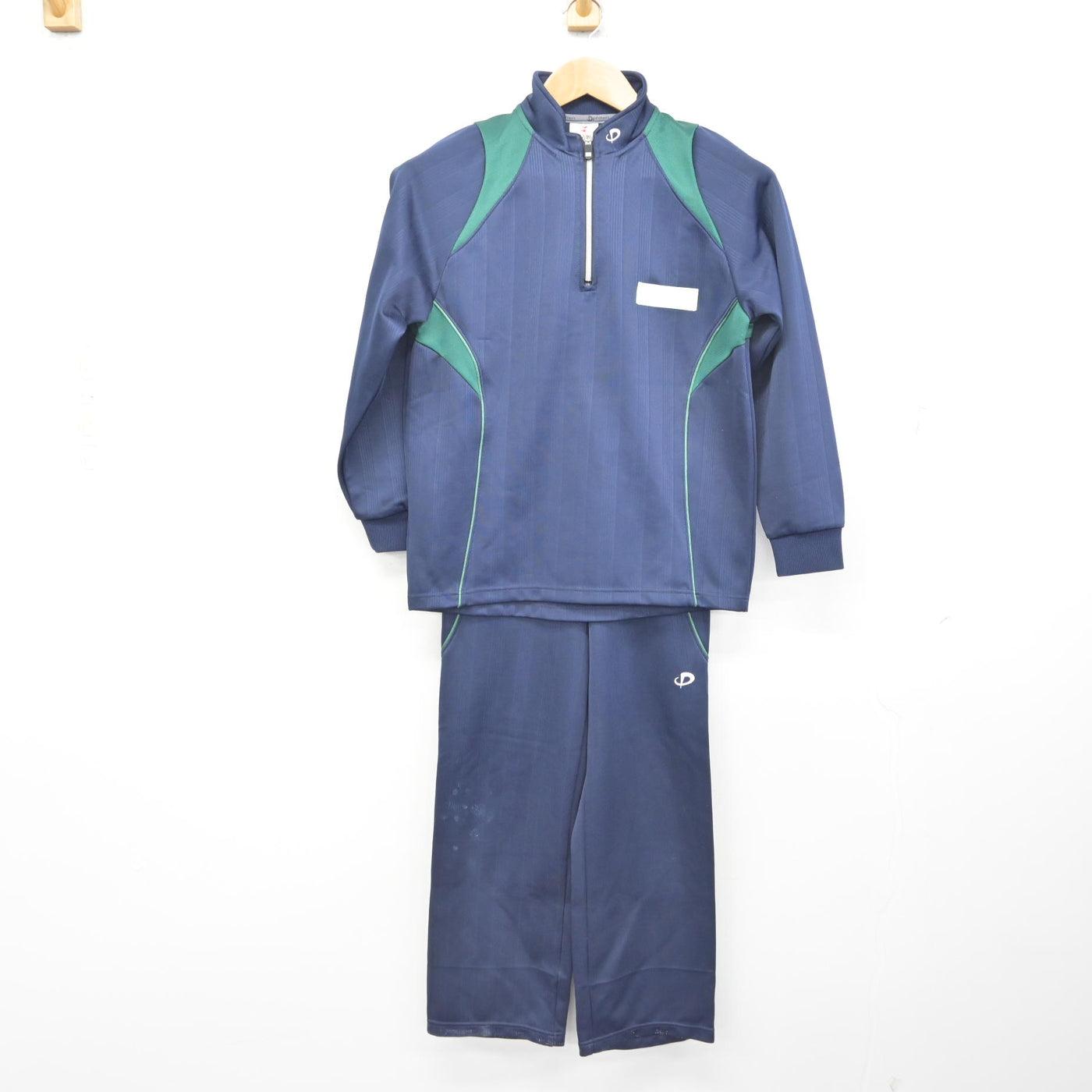 【中古】佐賀県 成穎中学校 男子制服 2点 (ジャージ 上・ジャージ 下) sf091670