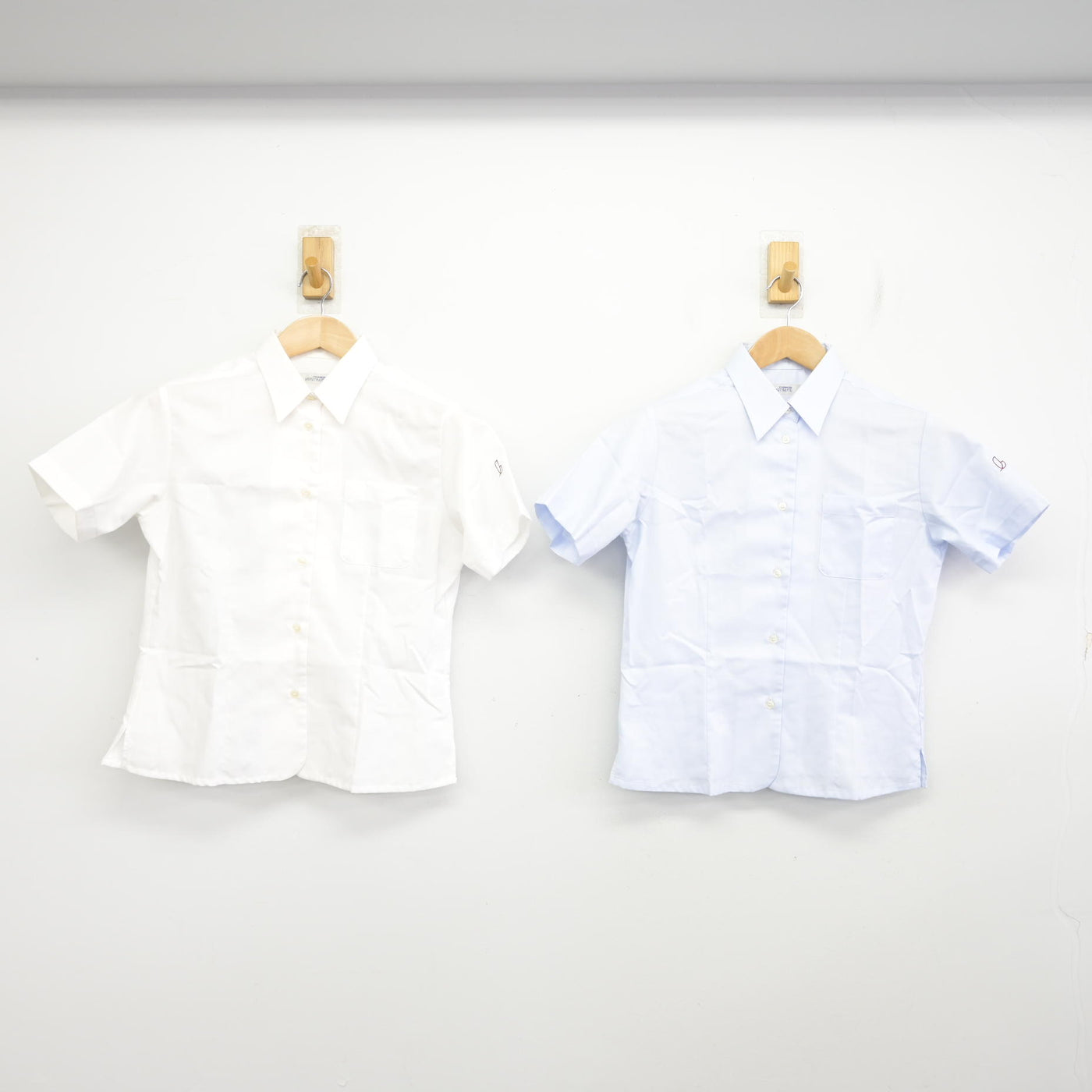 【中古】東京都 潤徳女子高等学校 女子制服 3点 (シャツ) sf091688