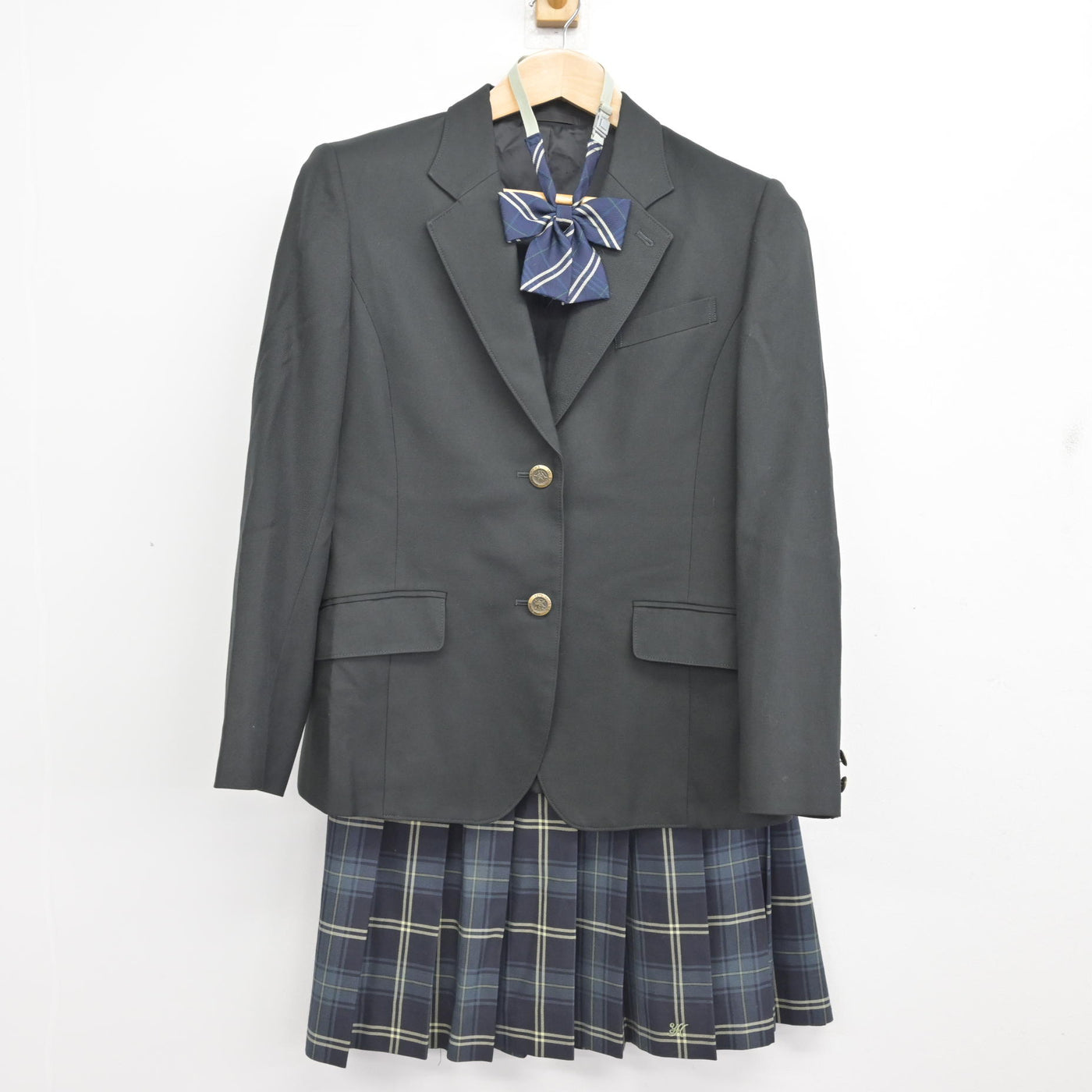 【中古】千葉県 四街道高等学校 女子制服 3点 (ブレザー・スカート) sf091695