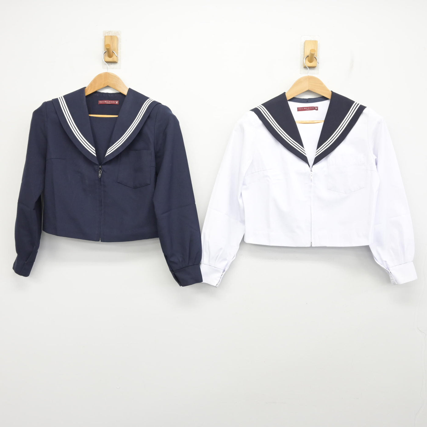 【中古】愛知県 半田高等学校 女子制服 2点 (セーラー服) sf091723