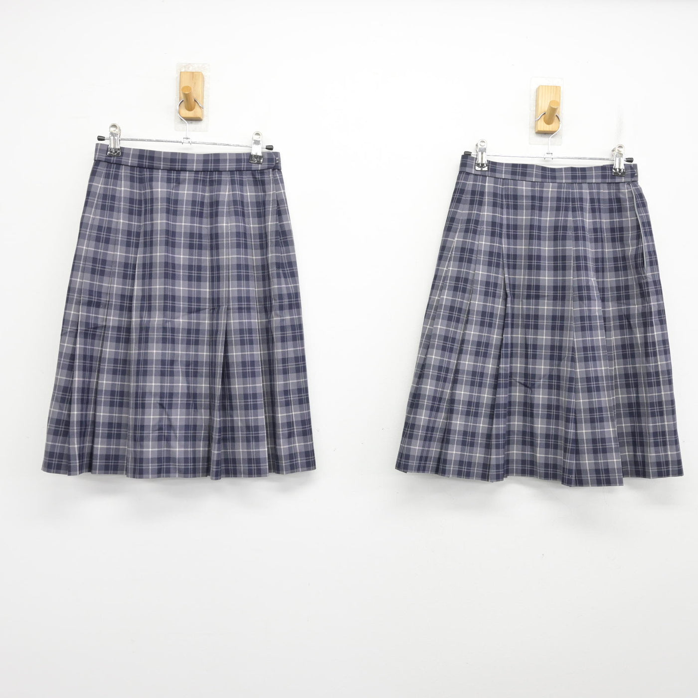【中古】神奈川県 荏田南中学校 女子制服 4点 (ブレザー・スカート) sf091730