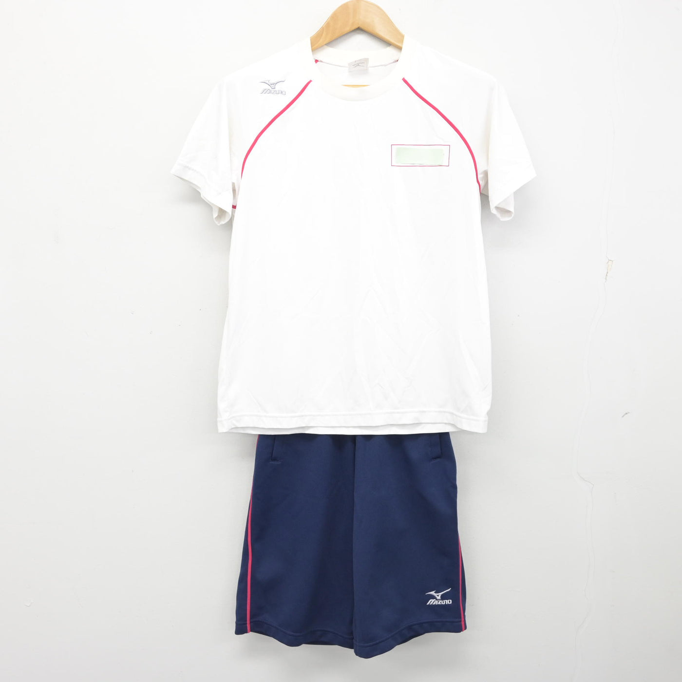 【中古】神奈川県 桐蔭学園高等学校 女子制服 2点 (体操服 上・体操服 下) sf091732
