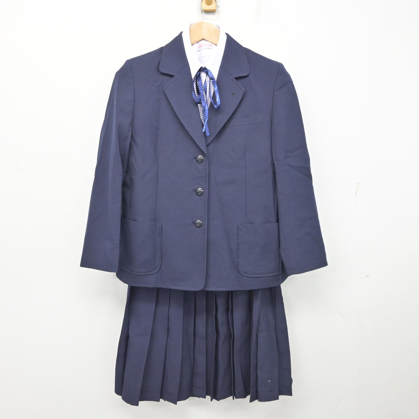 【中古】群馬県 大類中学校 女子制服 5点 (ブレザー・ベスト・シャツ・スカート) sf091772