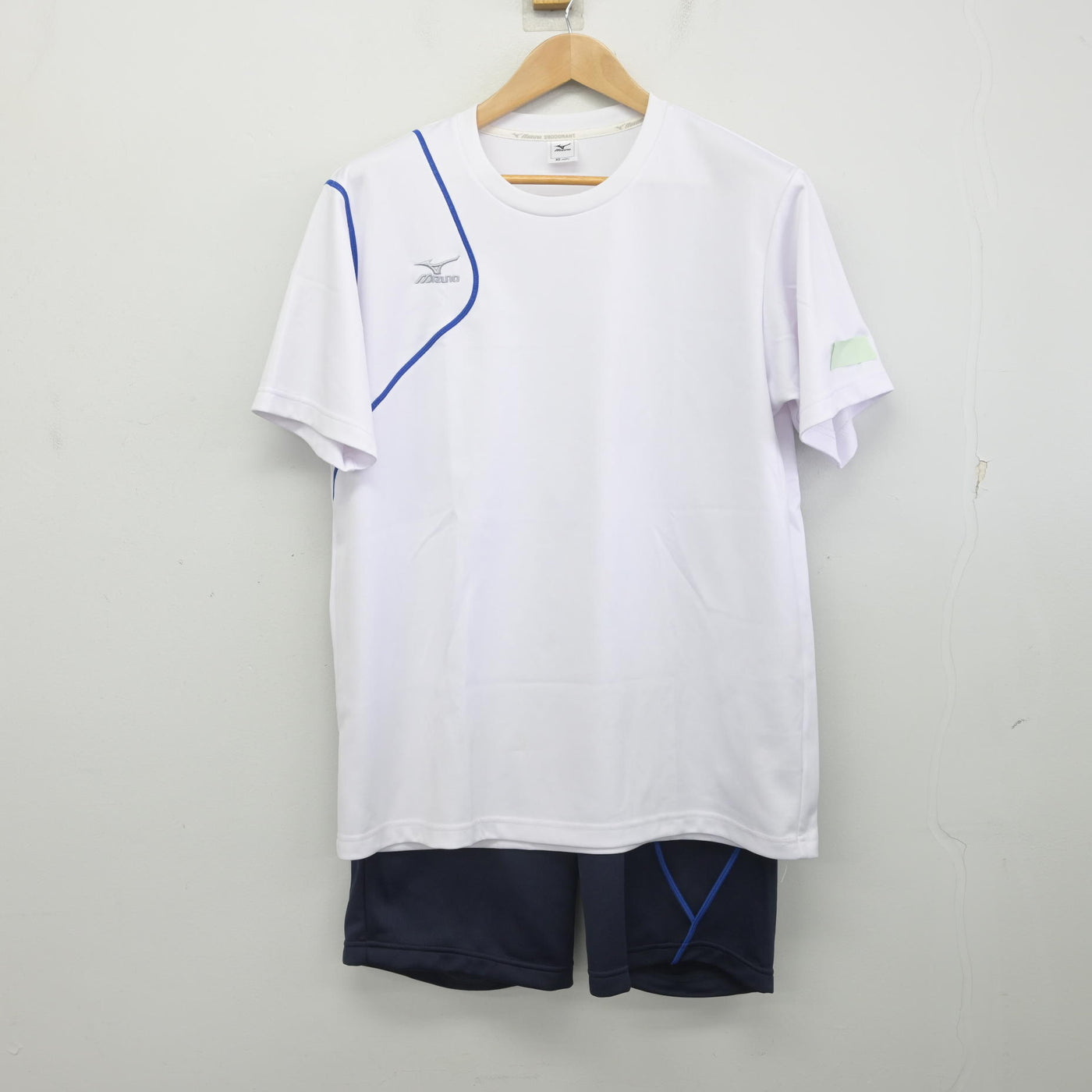 【中古】広島県 進徳女子高等学校 女子制服 2点 (体操服 上・体操服 下) sf091787