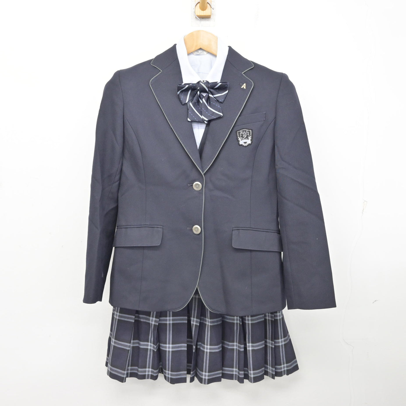 【中古】鳥取県 米子工業高等専門学校 女子制服 5点 (ブレザー・ベスト・シャツ・スカート) sf091821