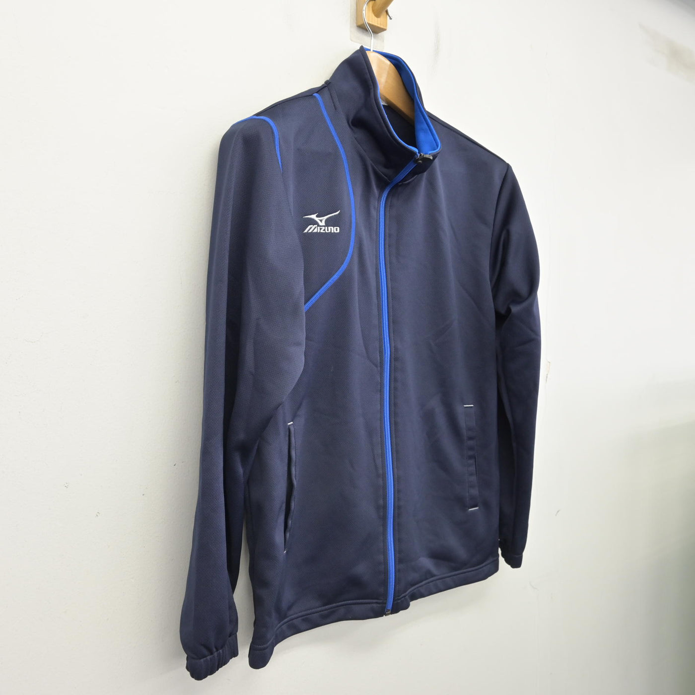【中古】神奈川県 湘南学院高等学校 女子制服 1点 (ジャージ 上) sf091853