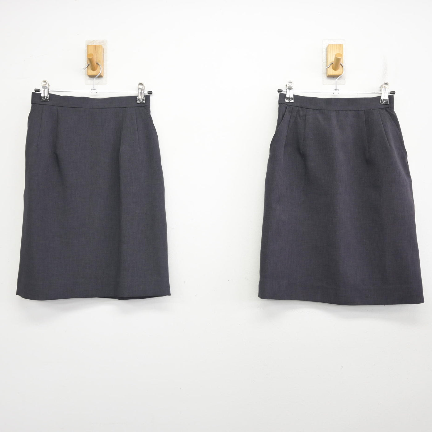 【中古】 事務服 女子制服 3点 (ベスト・スカート) sf091872