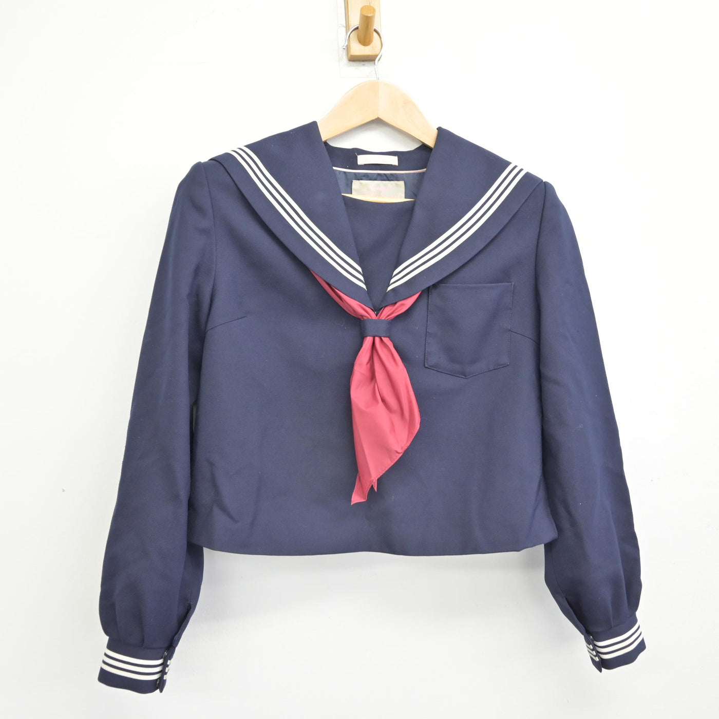 【中古】山形県 鳥海八幡中学校 女子制服 3点 (セーラー服・スカート) sf091916