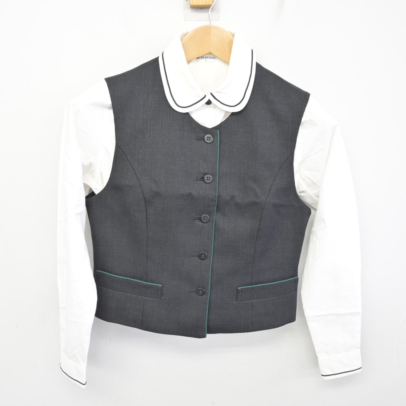 【中古】神奈川県 鎌倉女子大学中等部・高等部 女子制服 2点 (ベスト・シャツ) sf091921