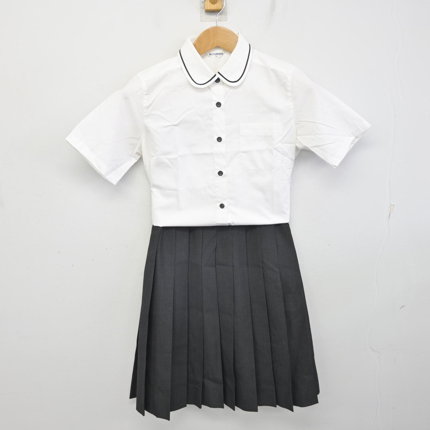 【中古】神奈川県 鎌倉女子大学中等部・高等部 女子制服 3点 (ベスト・シャツ・スカート) sf091922
