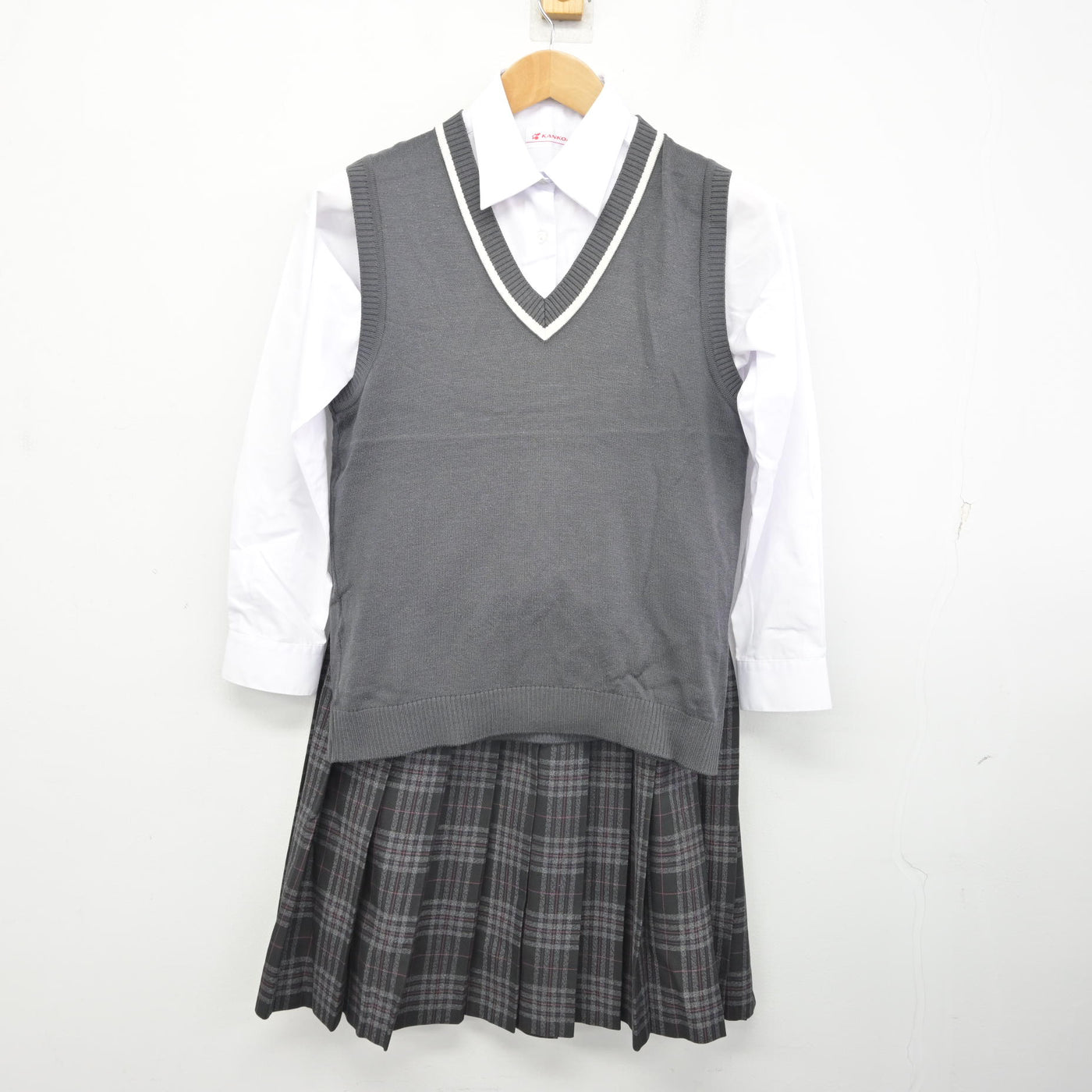 【中古】北海道 北海道札幌平岡高等学校 女子制服 4点 (ブレザー・ニットベスト・シャツ・スカート) sf091999
