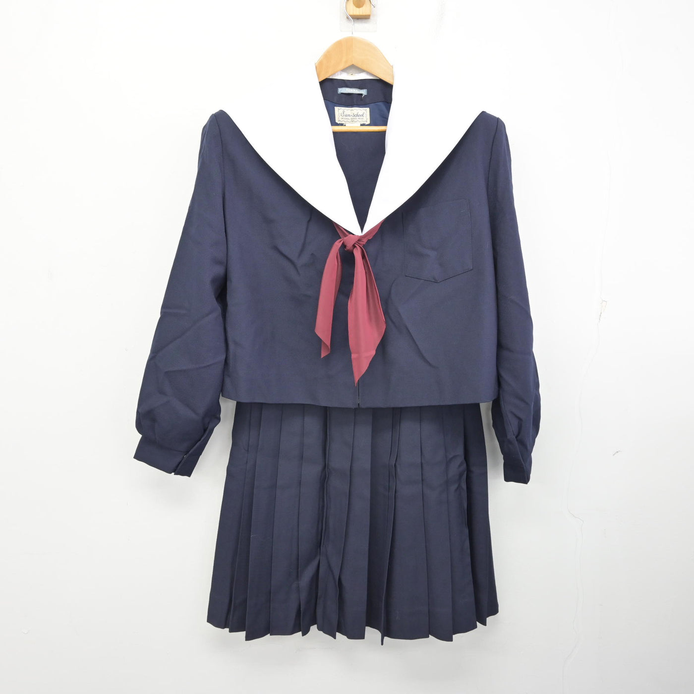 【中古】愛知県 当知中学校 女子制服 3点 (セーラー服・スカート) sf092005