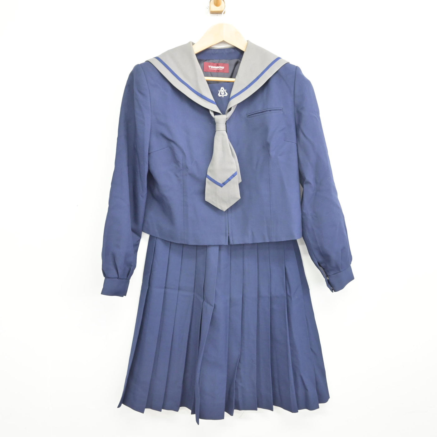 【中古】千葉県 天戸中学校 女子制服 3点 (セーラー服・スカート) sf092017