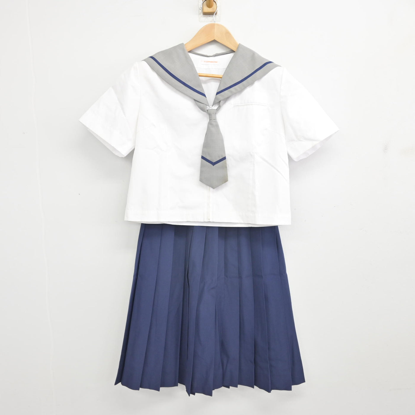 【中古】千葉県 天戸中学校 女子制服 4点 (セーラー服・スカート) sf092018