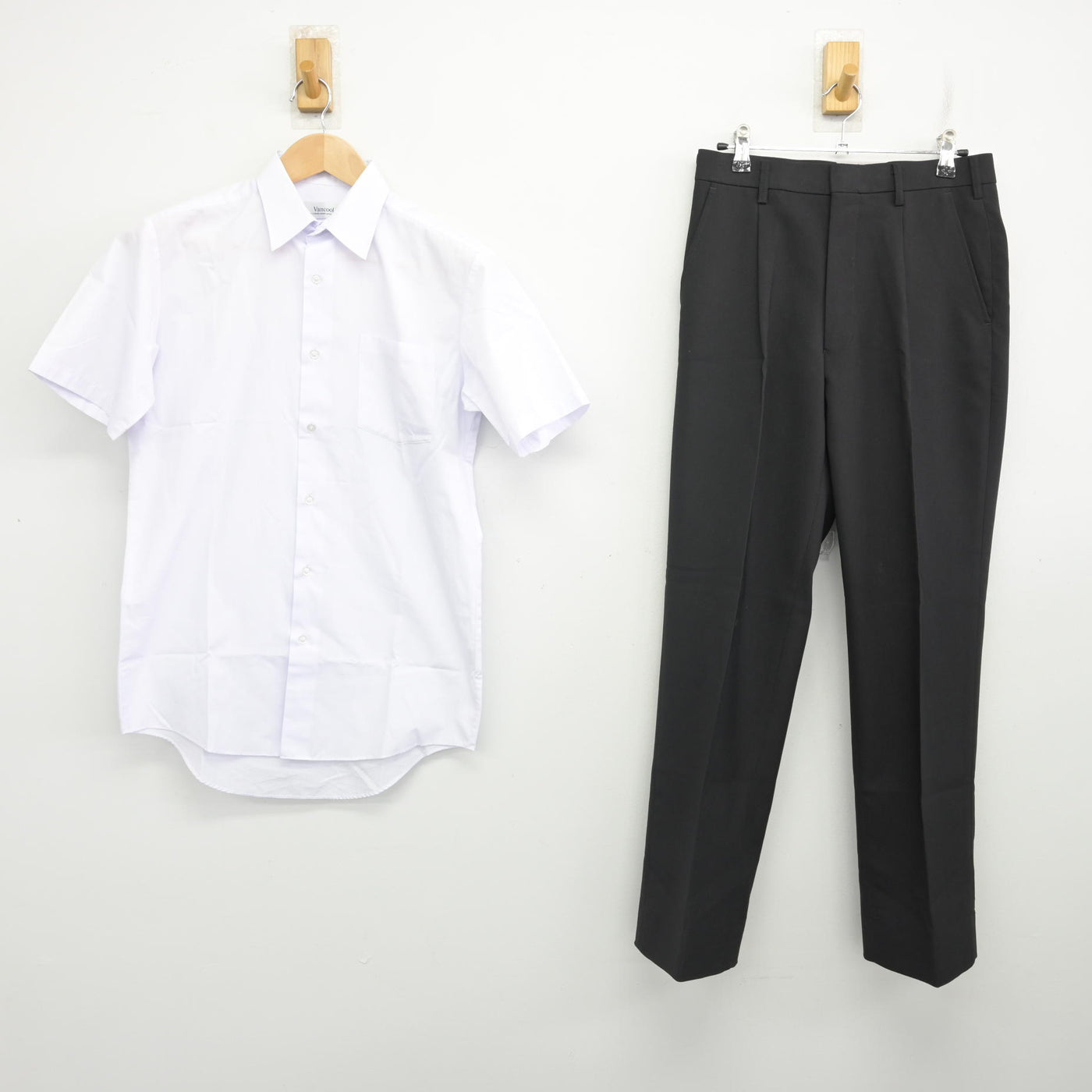 【中古】千葉県 天戸中学校 男子制服 2点 (シャツ・ズボン) sf092020