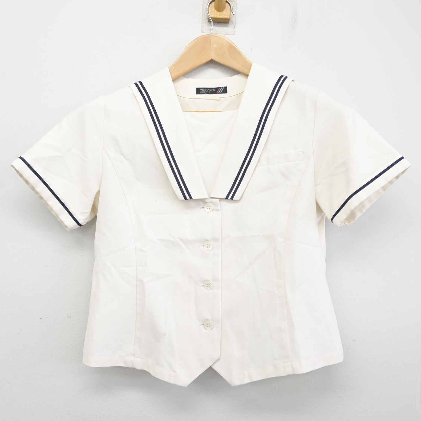 【中古】兵庫県 神戸学院大学附属高等学校 女子制服 2点 (セーラー服・シャツ) sf092102